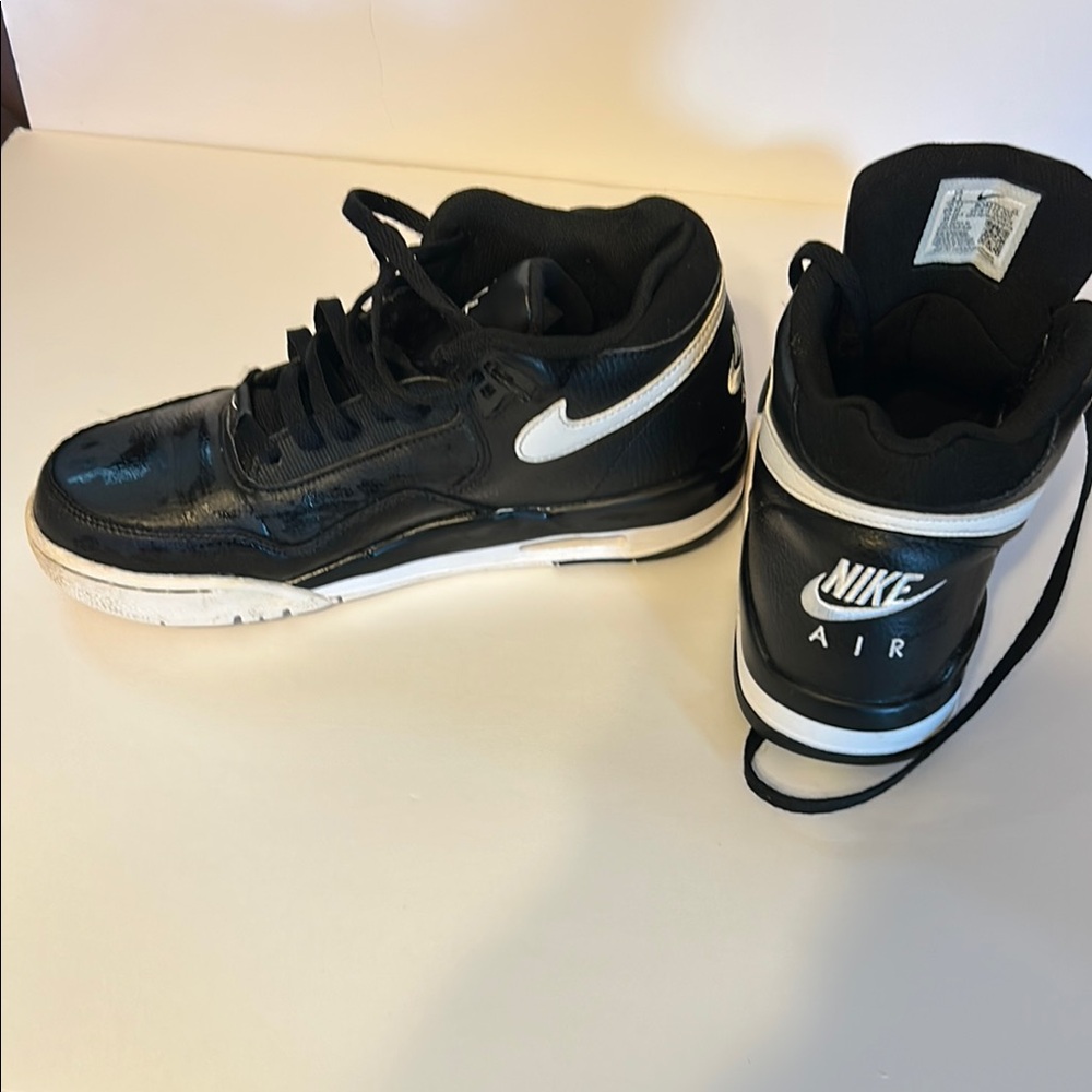 Nike Air Black and White Sneakers